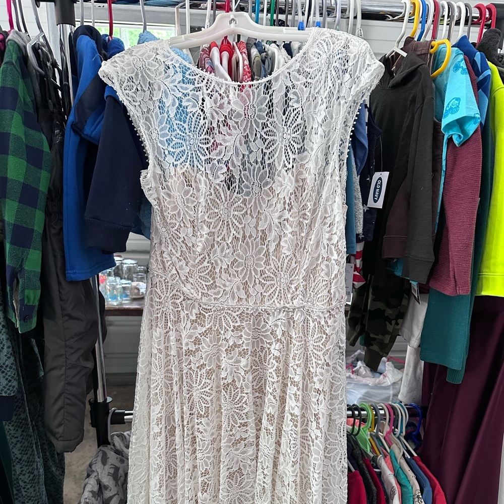 David's Bridal Ivory Lace Backless Dress